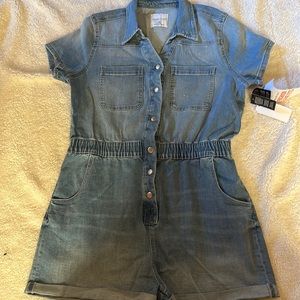 Brand New With Tags Size Large